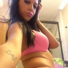 Layla Lopez