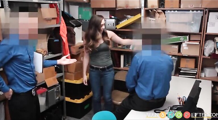 awkward teen lexi lovell caught shoplifting