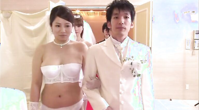 Japanese Mom And s. Wedding Game - LinkFull: https://ouo.io/wagwnW