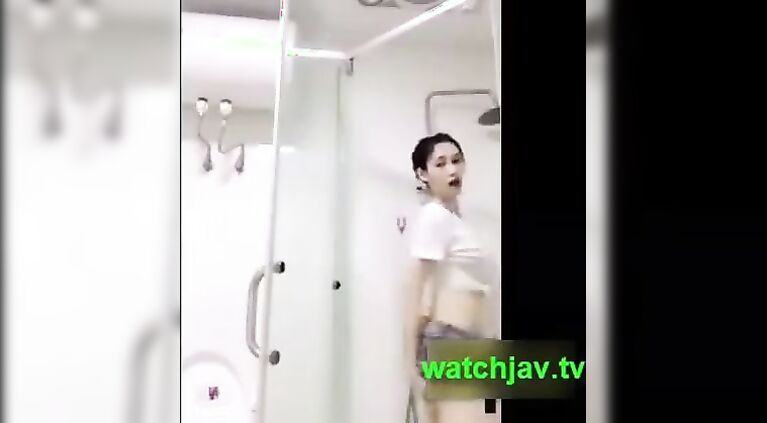 | Loạn luân cùng em gái họ địt tới tấp