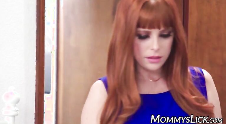 Redhead MILF seduces stepdaughter into lesbian threesome