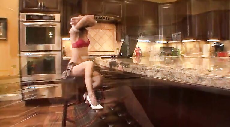Katie could not resist and fucks her cousin in the kitchen in silence