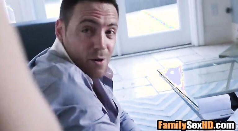 Mom has to be blind not to see dad & d. fucking
