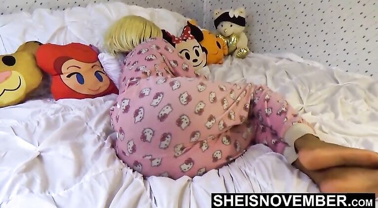 HD While His StepDaughter Slept.  Pervert Step Dad Sneaking Into Msnovember Bedroom While Her Mom Slept. For A Quick Jerk Session Playing With Her BlackAss & Blackpussy , And Point Of View blowjob On Sheisnovember