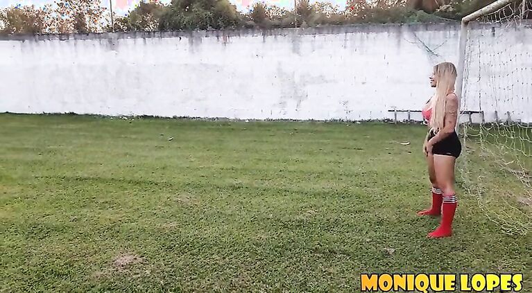 Monique Lopes Cai de boca Nas Bolas de negão Dotado Thales Milleto Oficial completo no Red