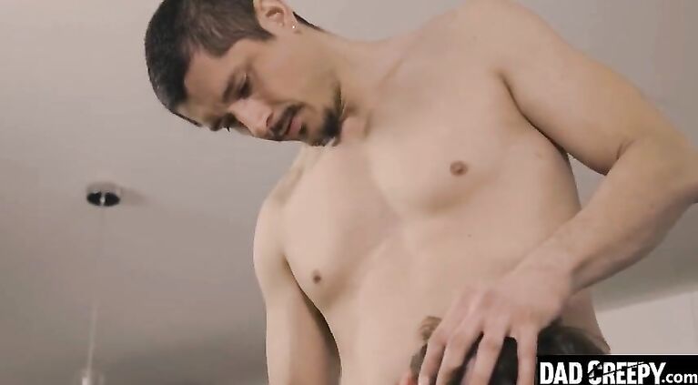 Dad Gives His s. A Pleasurable Massage then it Turns into Fuck - Marco Biancci, Ryan Valarta