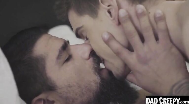 s. Gets Physical With Daddy When He Has a Fight With Mom - Lev Ivankov, Ryan Bones