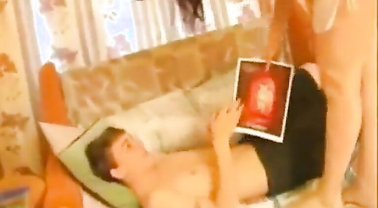 Mature mom seduce young s.
