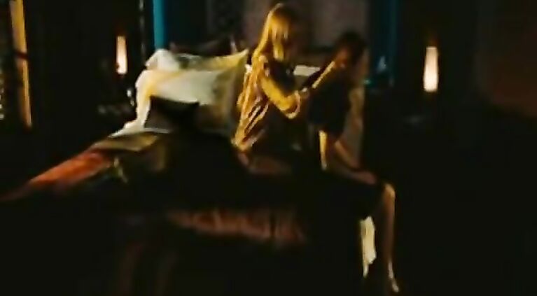 Julianne Moore Fuck d. In Chloe Movie