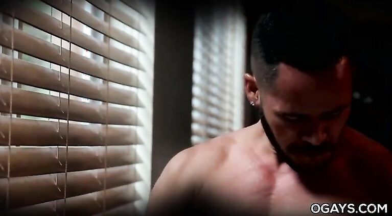 Neighborhood cock - Valentin Petrov, Derek Scott