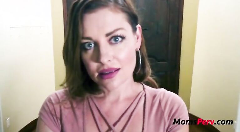 Nasty MOM turns out to be WHORE