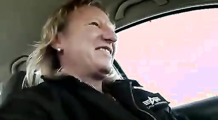 insext dad wasnt the only one feeling horny that day 01392 - family members of sex offenders - incest mom broken leg vintage porn