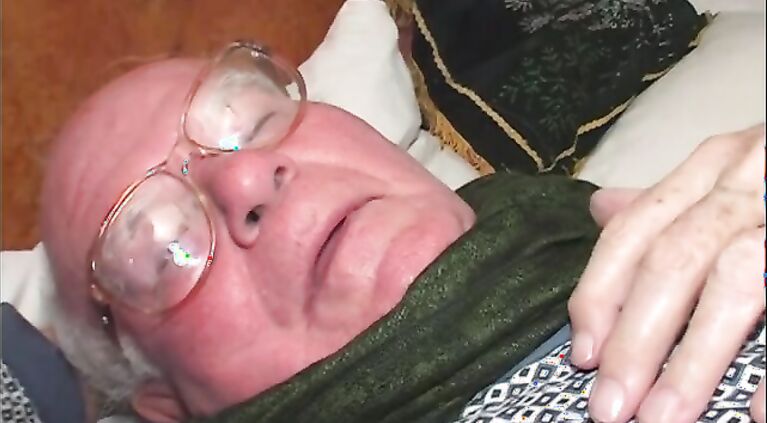 Hot caregiver Sarah Star seduced by 83yo grandpa Mireck