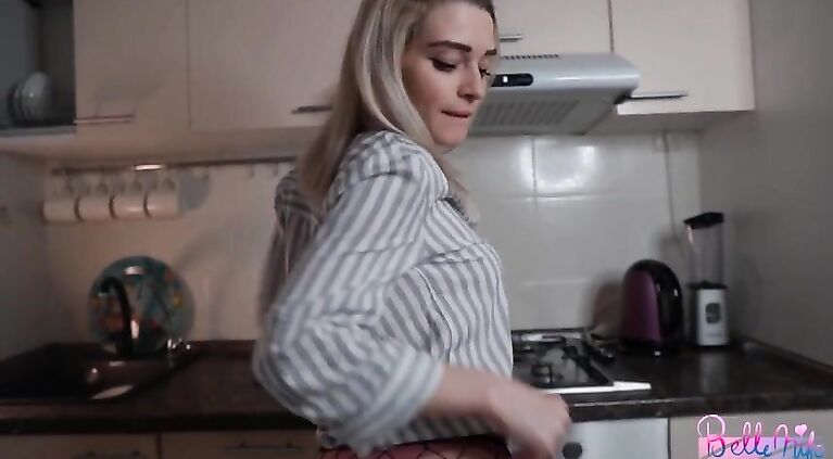 Fuck Me In The Anal! Creampie -BelleNiko