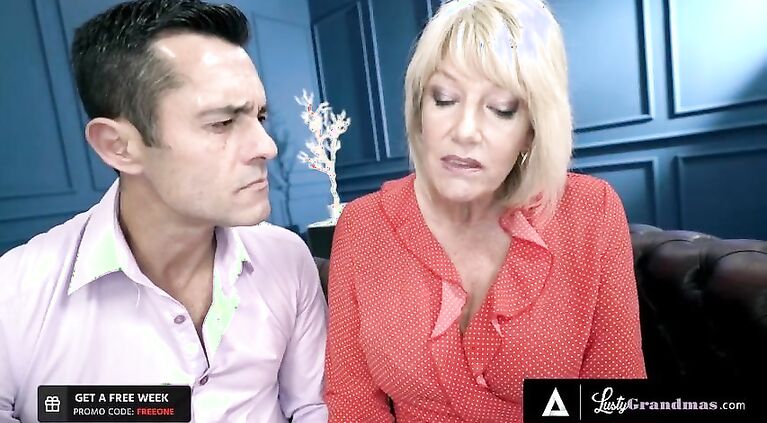 LUSTY GRANDMAS - Sexy Busty Mature Teacher Gets Her Face Covered By Her Student's Cum
