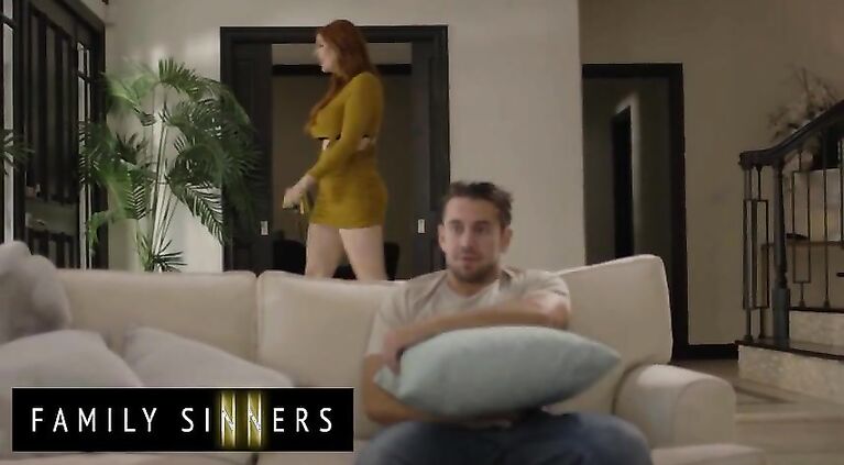 Family Sinners - Dante Colle Gets His Stepmom Lauren Phillips Into Touching His Dick & Sucking It