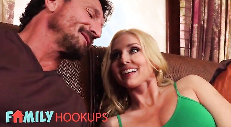 Family Hookups - Blonde Christie Stevens Fucks Her Brother In Law