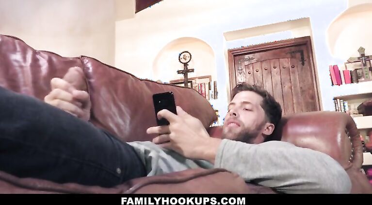 Family Hook Ups - Courtney Taylor Loves Keeping Secrets With Her Stepson