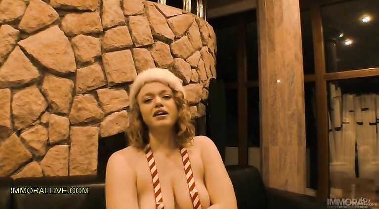 Merry XXX Christmas! stepbro & stepsis Trick Busty Blonde Sis Who is Obsessed with Santa Claus