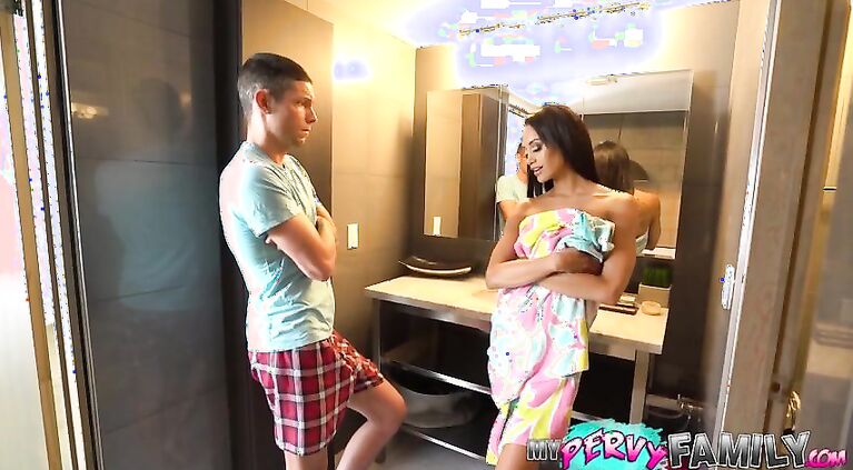 Cheating Mom Almost Caught With Step Son (Part 1) - Gia Vendetti -