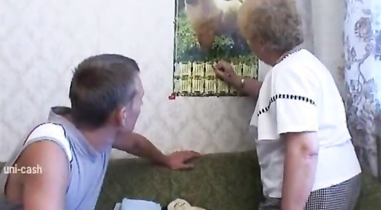 Old slut fucking