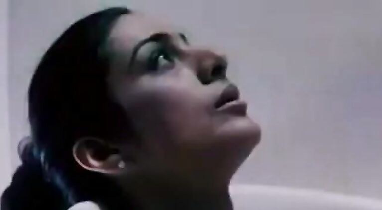 actress tabu gets forced by ghost