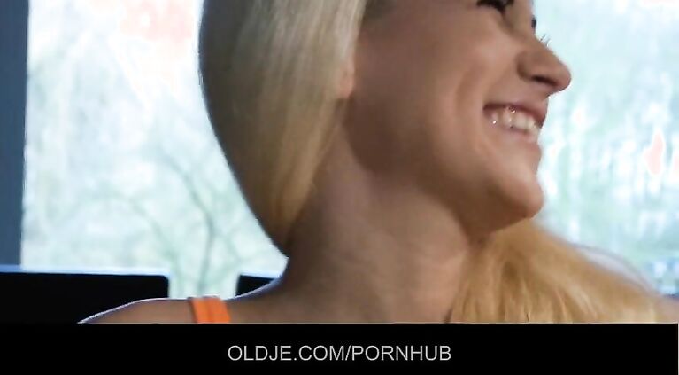 Young blonde tastes the Old french penis
