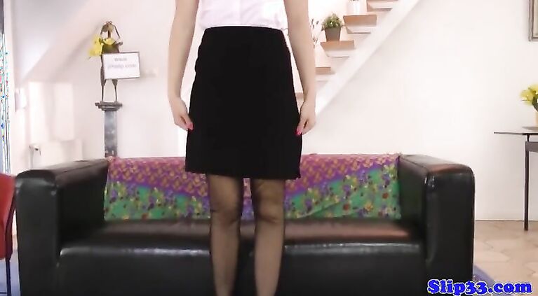 Amateur teen pussyfucked by older guy