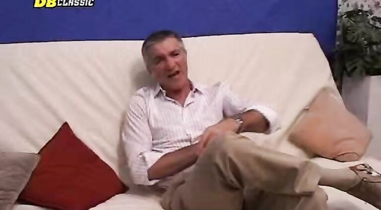 Blowjobs and sucking can take on even more feverish intensity in an incestuous setting.