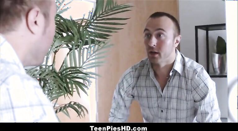 Teen Zoe Parker Creampie