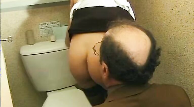 Homemade incest porn shows the raunchiest sides of everyone involved.