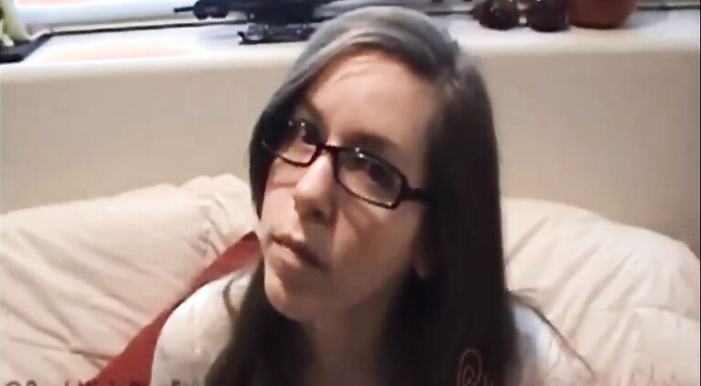 Amateur homemade videos draw in viewers with rough sex and sucking.