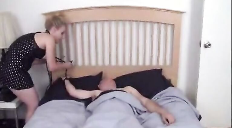 Hot wives orgasms in amateur homemade videos, milfzr exclusive.