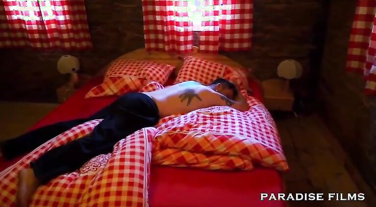 PARADISE FILMS German Cuckold Milf