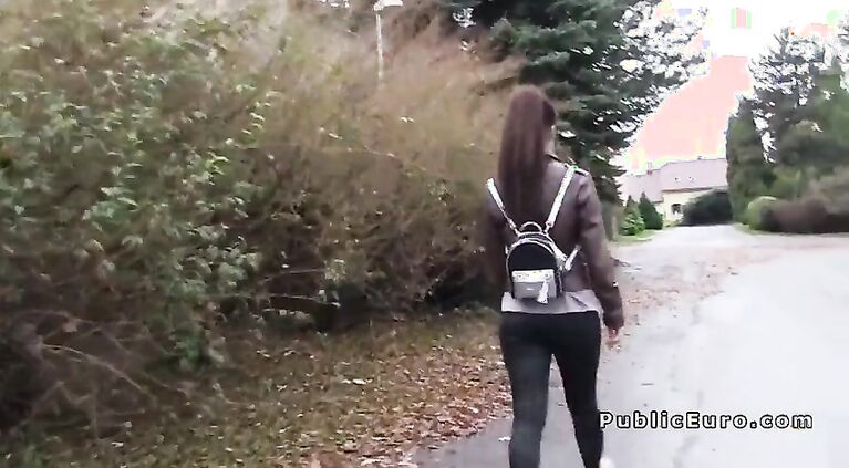 Russian teen tourist bangs stranger in public
