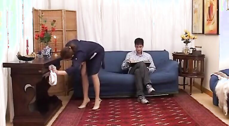 What the hell are you doing mom??? Vol. 18