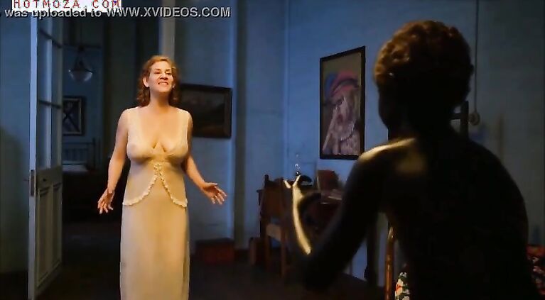 Big tits of mom