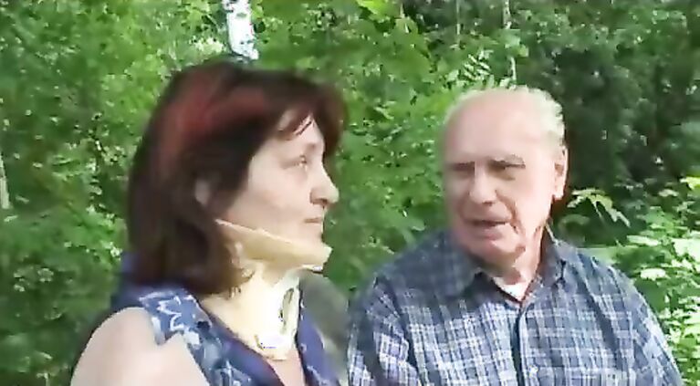 Old Mature couple fucks outdoor