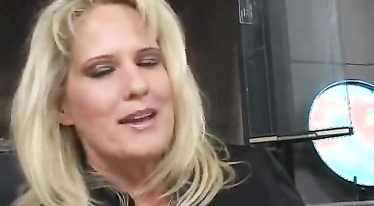 The mothers I'd like to fuck Vol. 7