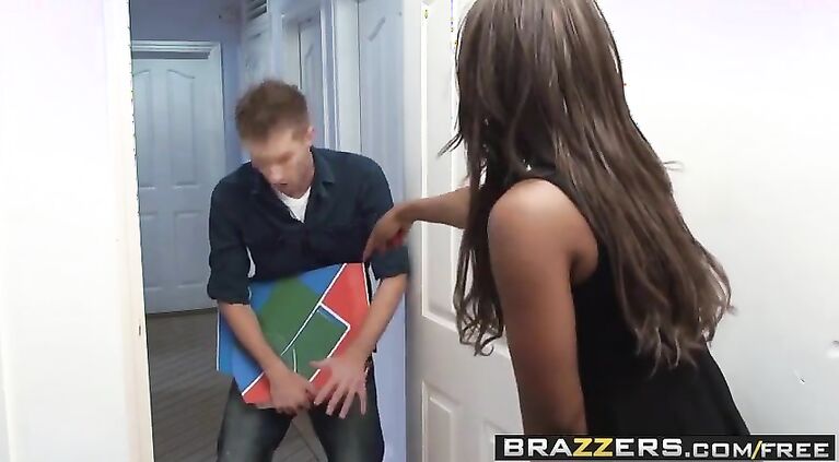 Brazzers - Shes Gonna Squirt - Jasmine Webb and Danny D -  Lovin That Porno Vibe