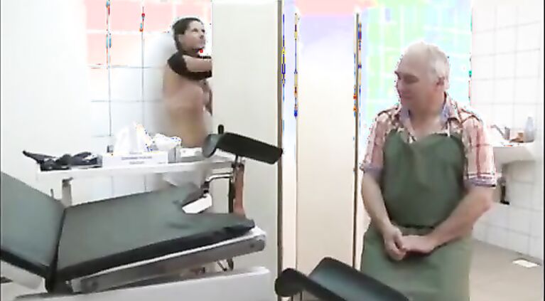 Old doctor fucks the young patient