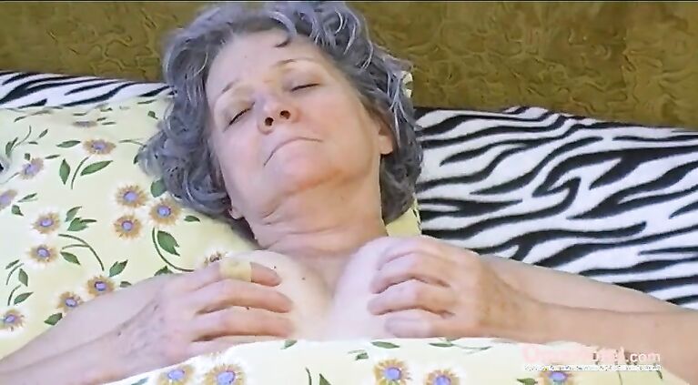 OmaHoteL Mature and Granny Lesbian Adult Toyplay